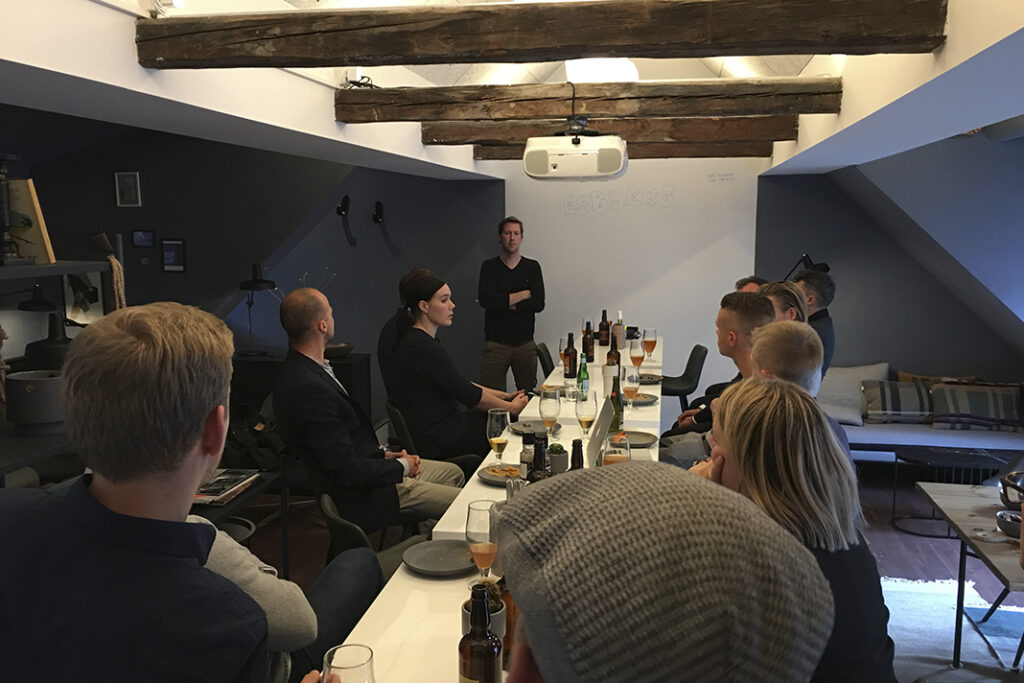 Startup Esbjerg første meetup havde 15 lokale iværksættere på besøg.